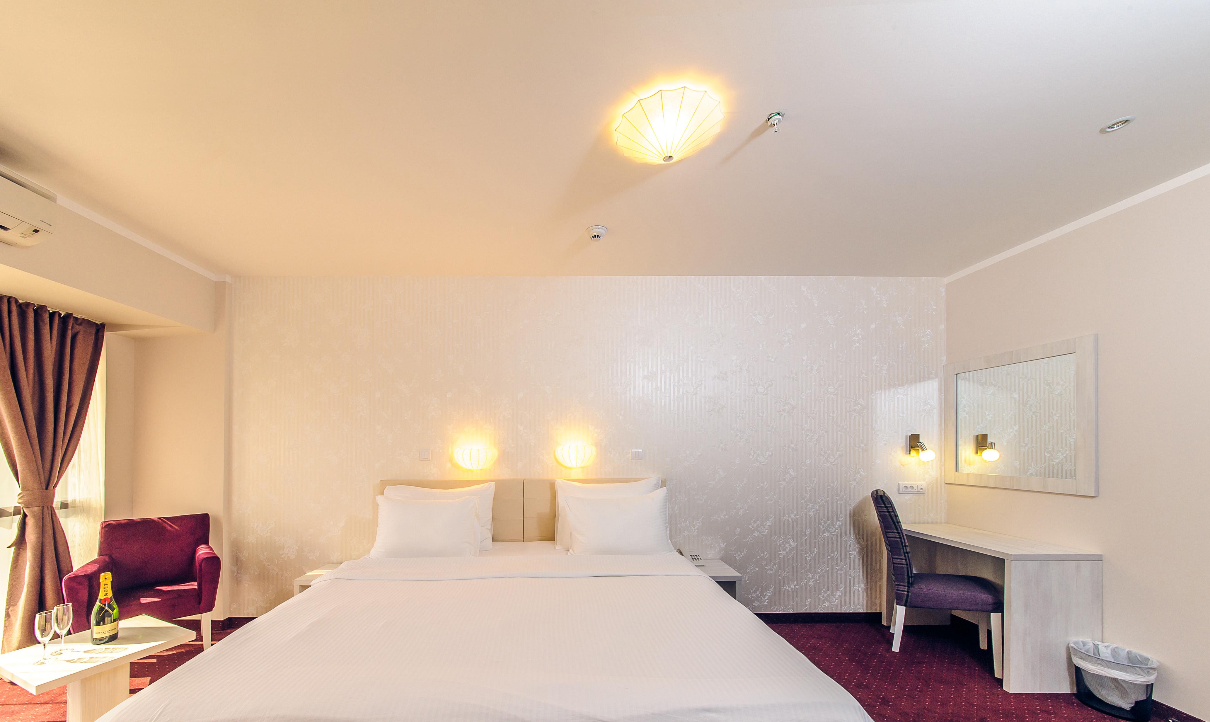 Philia Hotel Подгорица Экстерьер фото