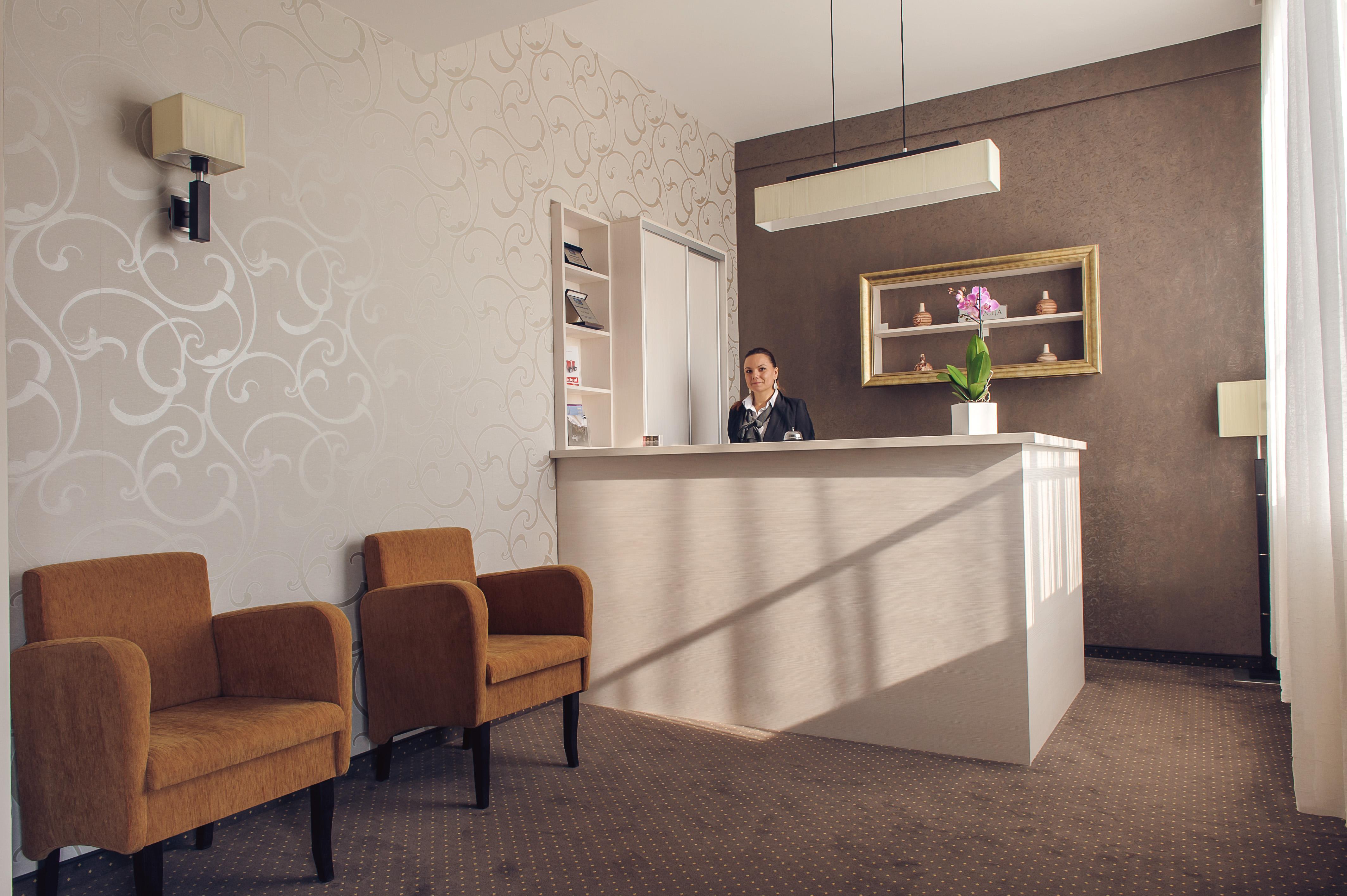 Philia Hotel Подгорица Экстерьер фото