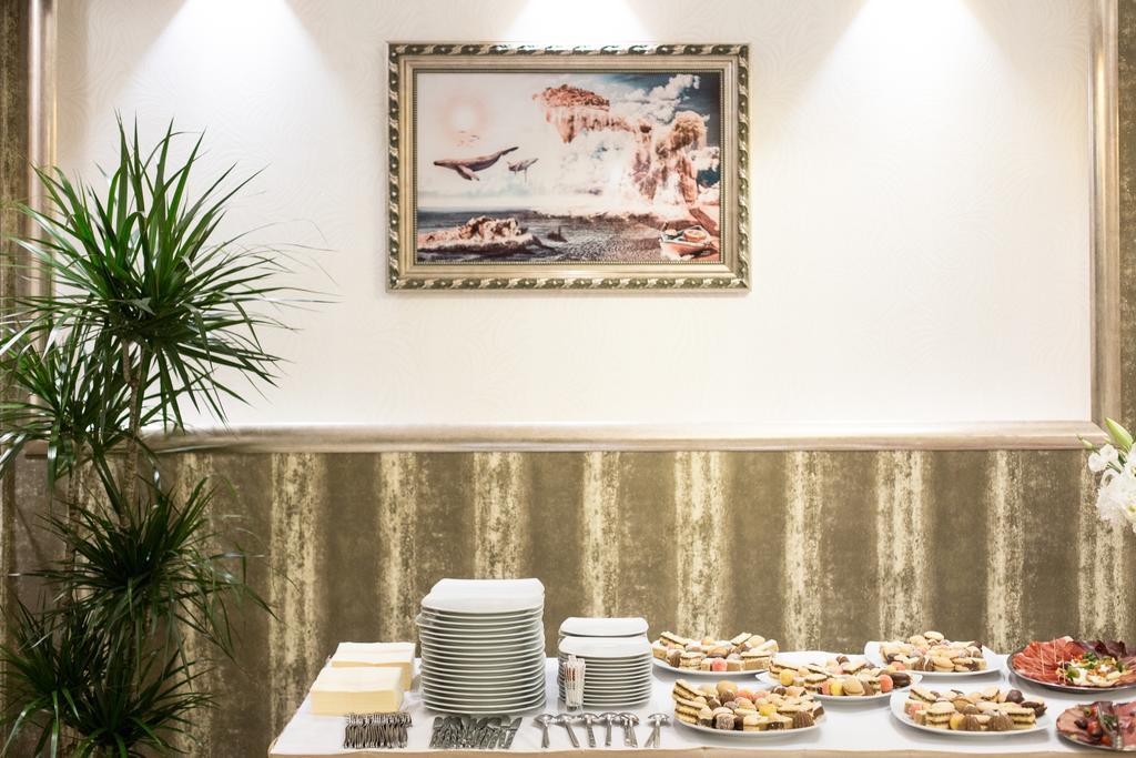 Philia Hotel Подгорица Экстерьер фото