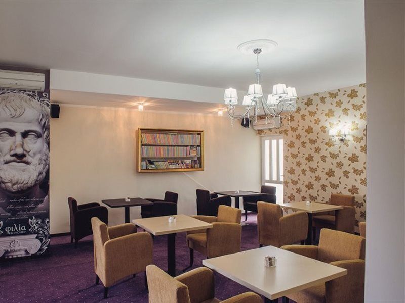 Philia Hotel Подгорица Экстерьер фото